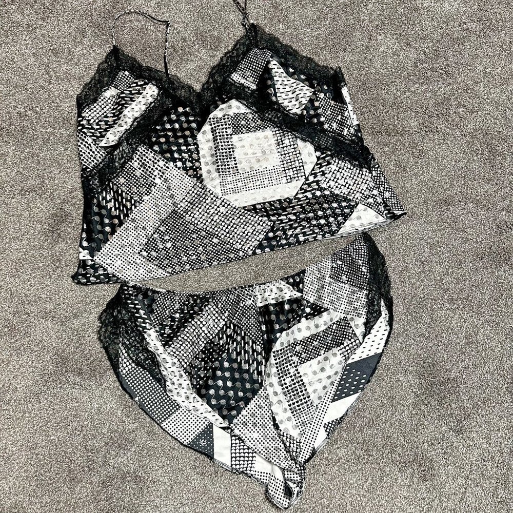 Victoria's Secret Cami Set - Picture 5 of 9